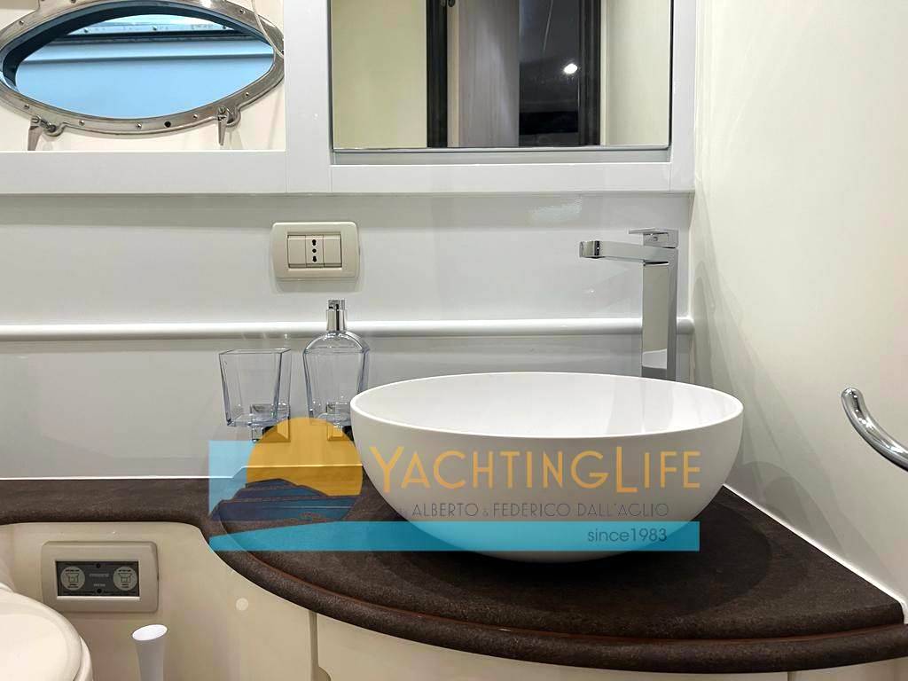 Pershing 50'