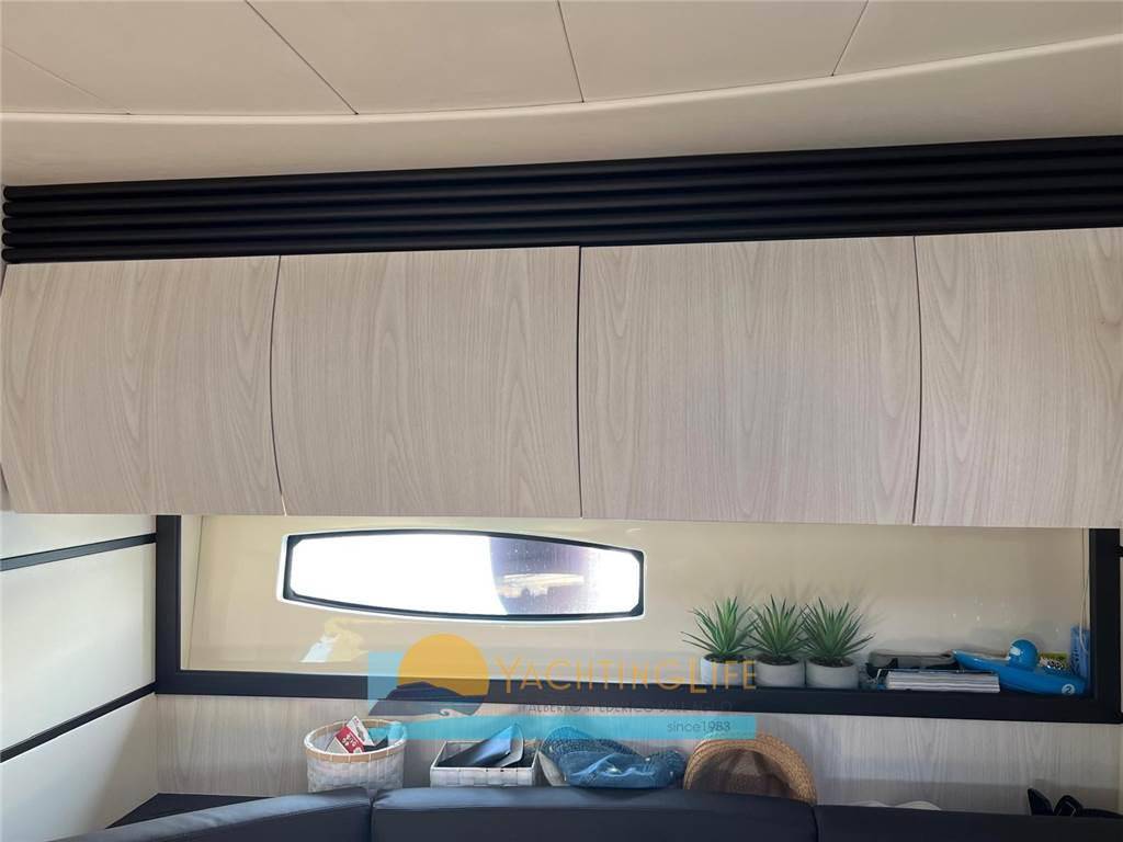 Pershing 50'