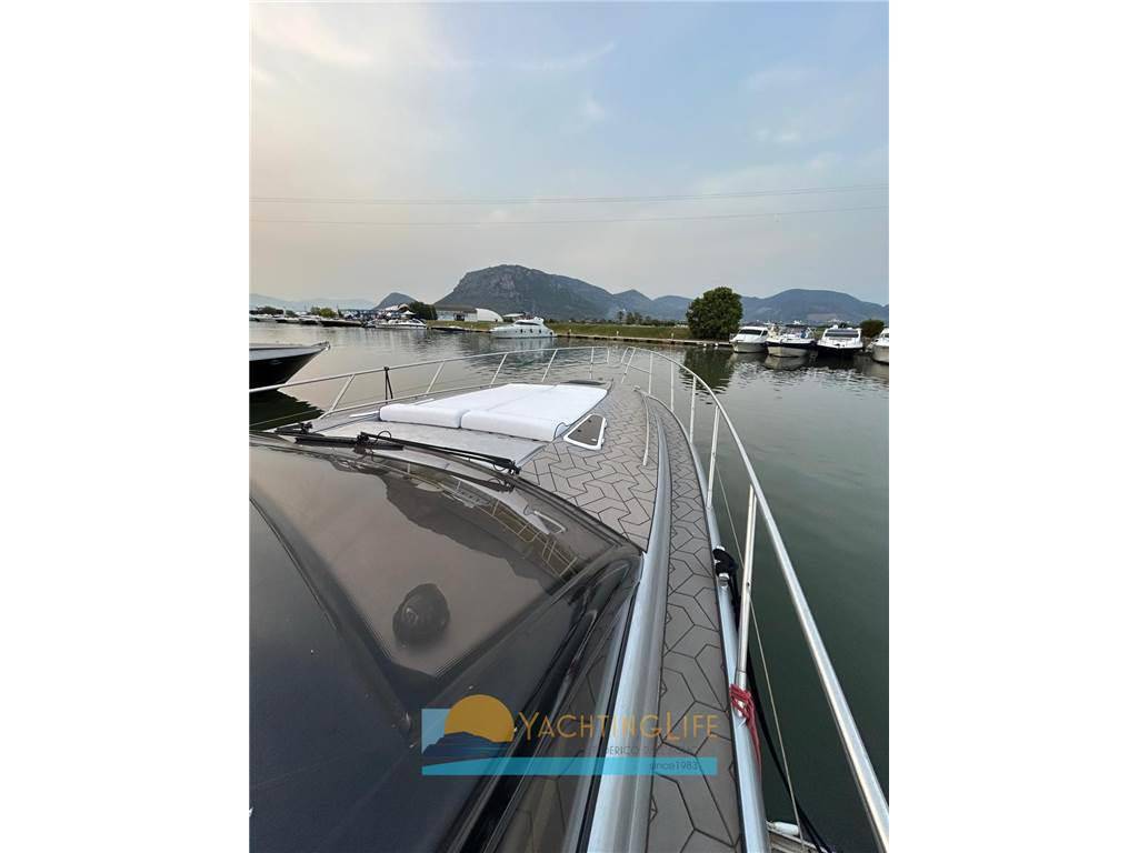 Princess yachts V 55