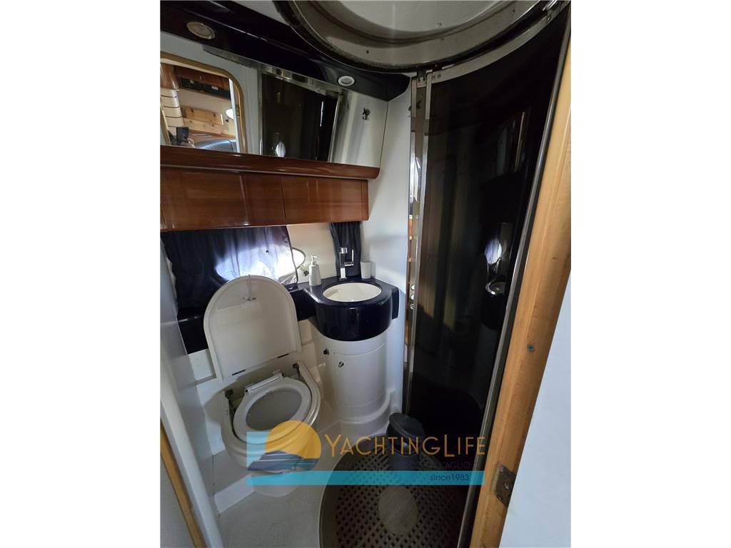 Princess yachts V 55