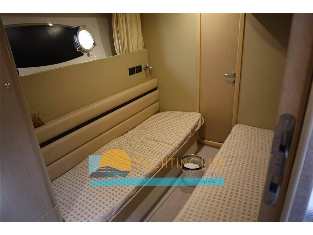 Ferretti yachts Ferretti 550