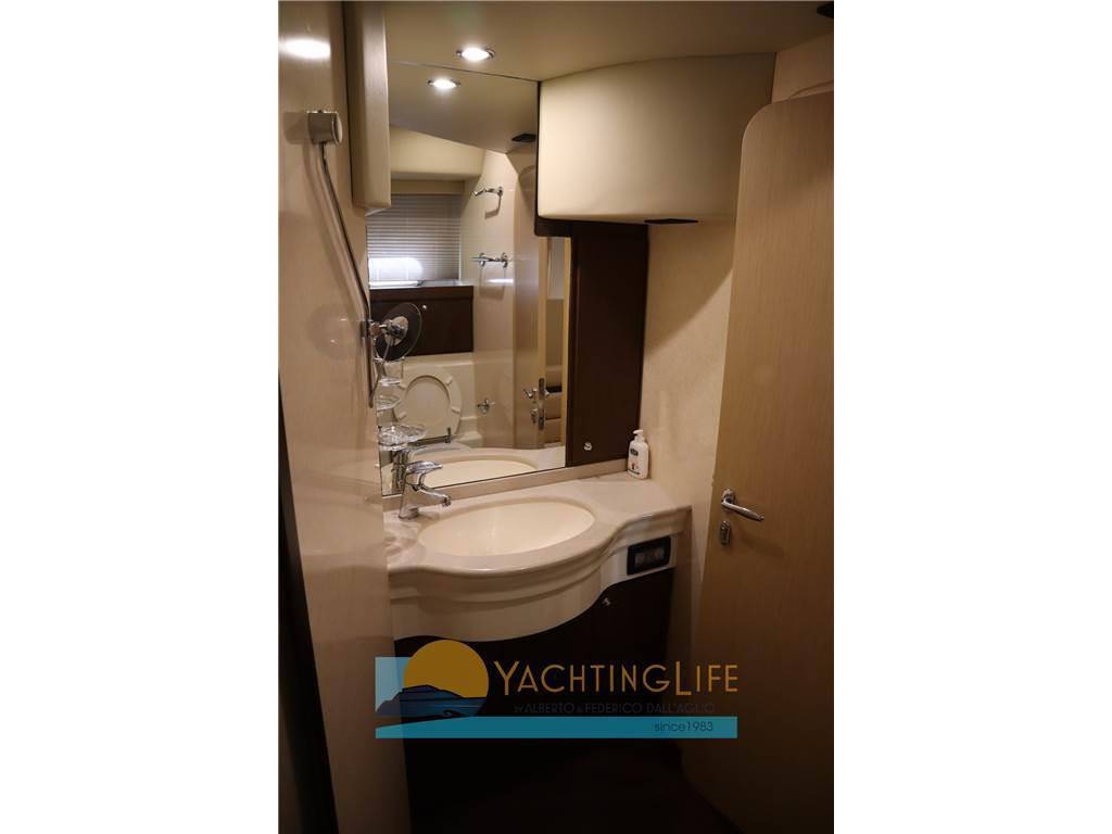 Ferretti yachts Ferretti 550