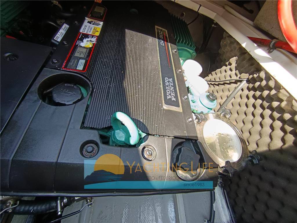 Tornado 38 f.deck
