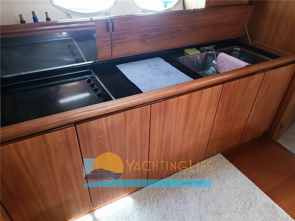 Pershing 54'