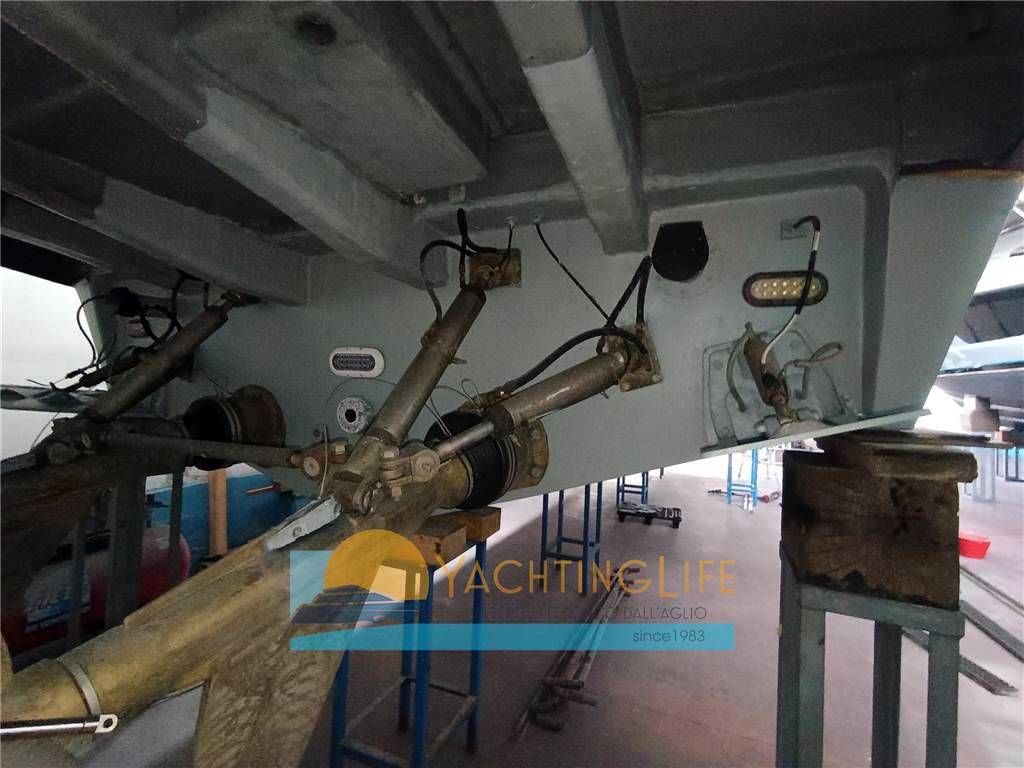 Cantieri di baia Baia 48 flash