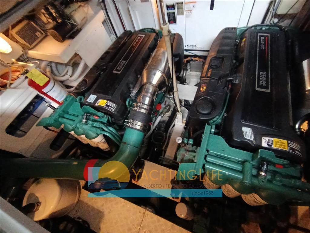 Cantieri di baia Baia 48 flash