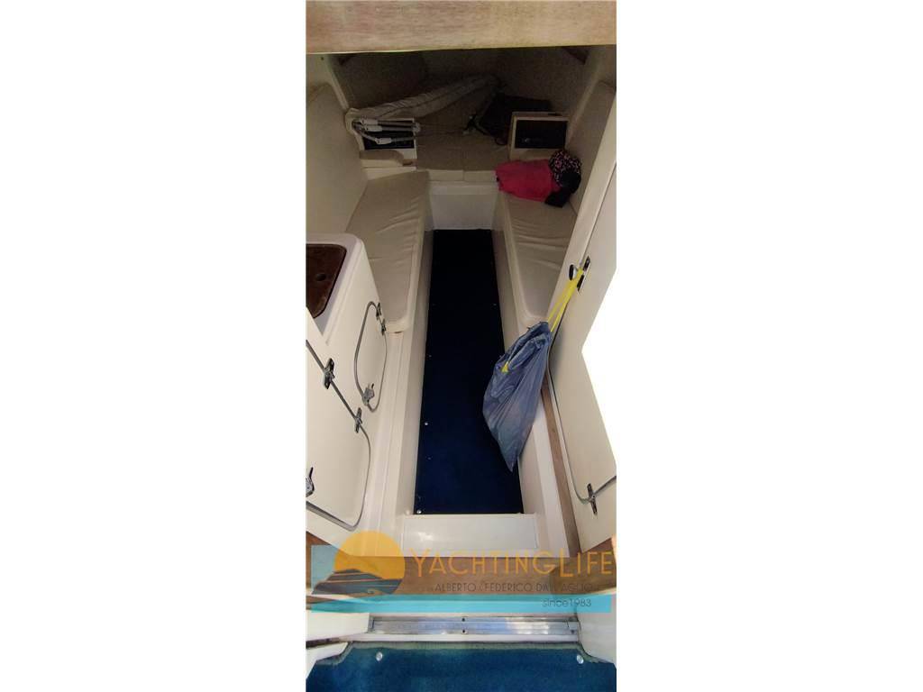 Cigarette r.t. 35 cafe'racer