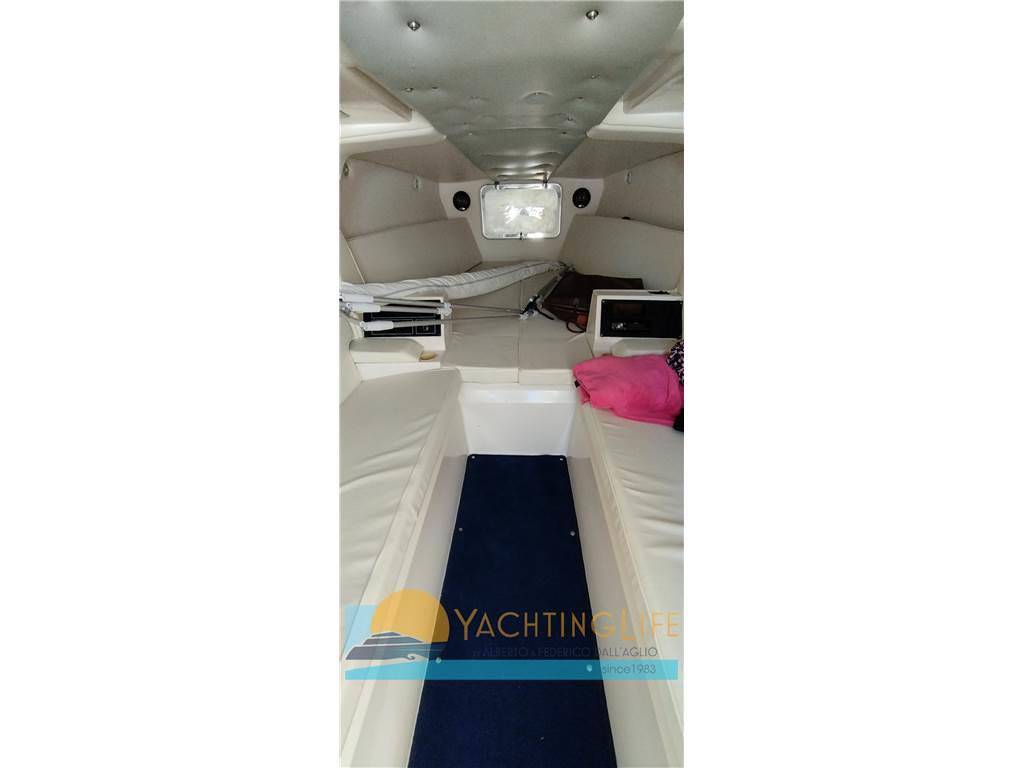 Cigarette r.t. 35 cafe'racer