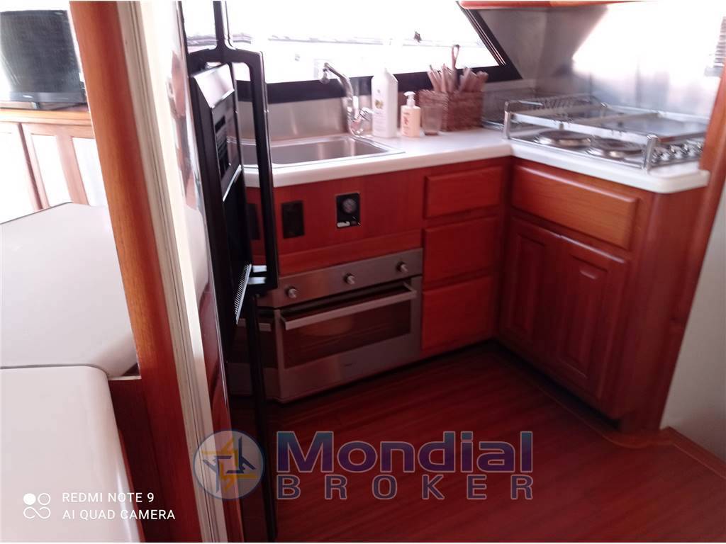 Viking yachts Viking 53