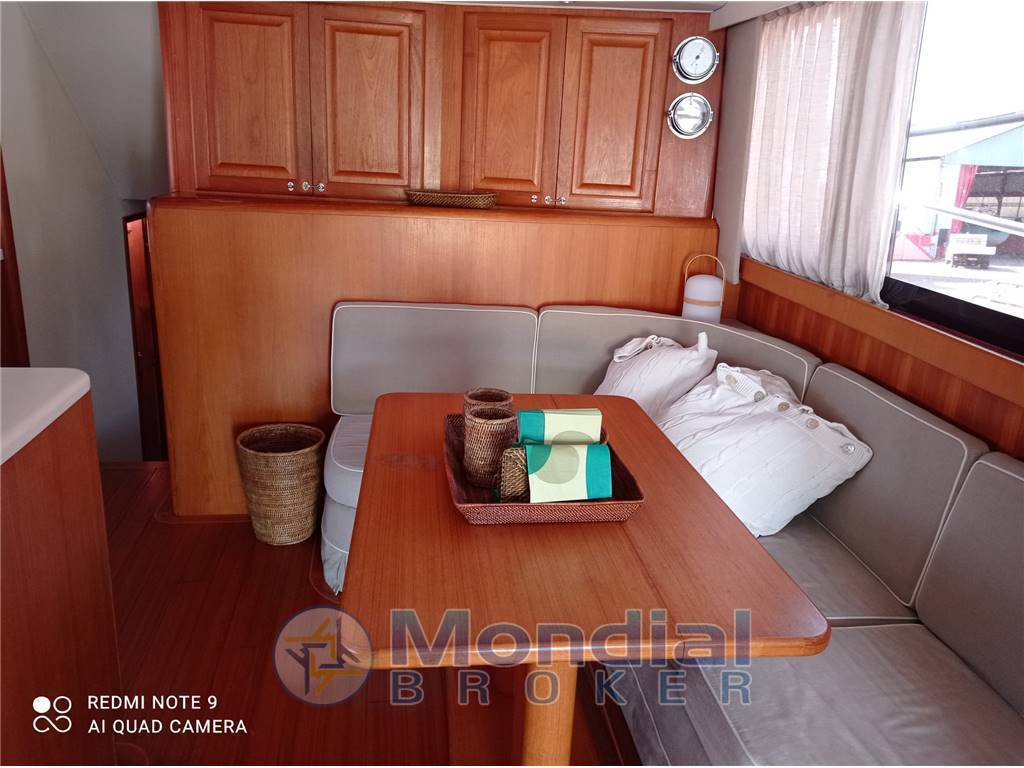 Viking yachts Viking 53