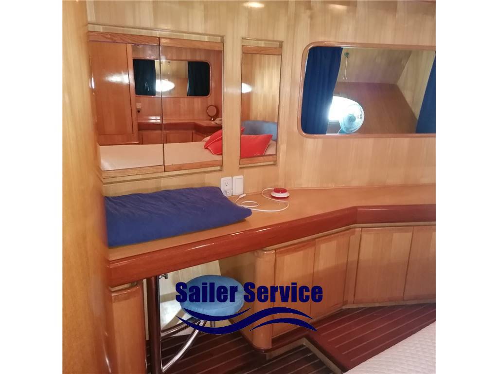 Cranchi Mediterranee 43 ht