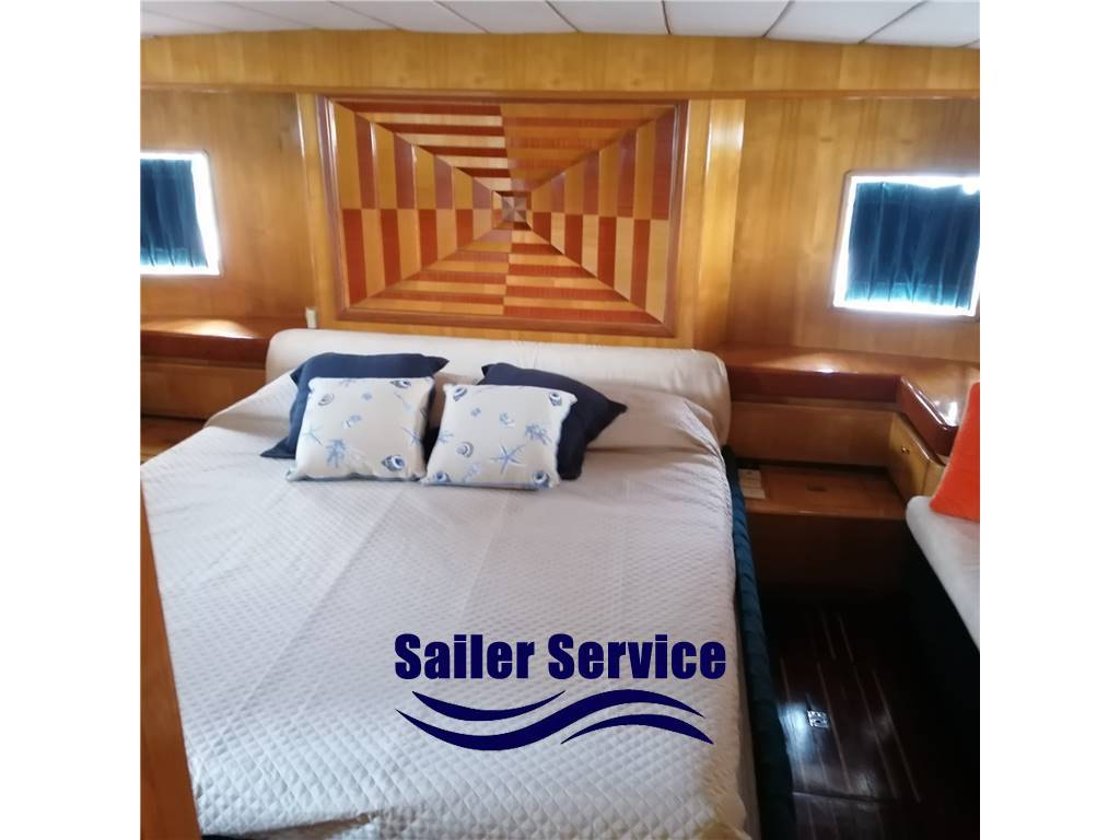 Cranchi Mediterranee 43 ht