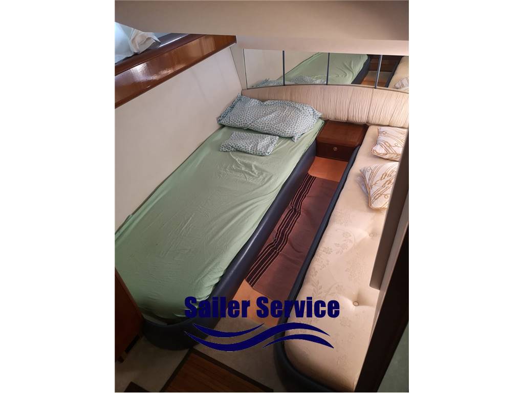 Fairline Squadron 43