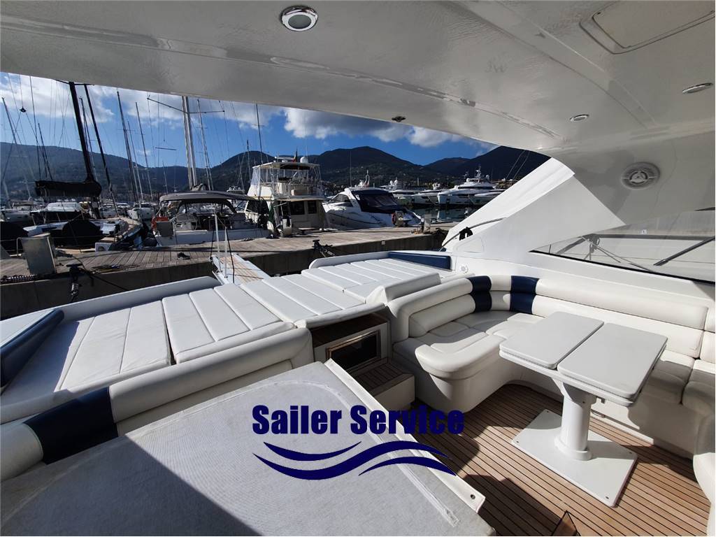 Pershing 54