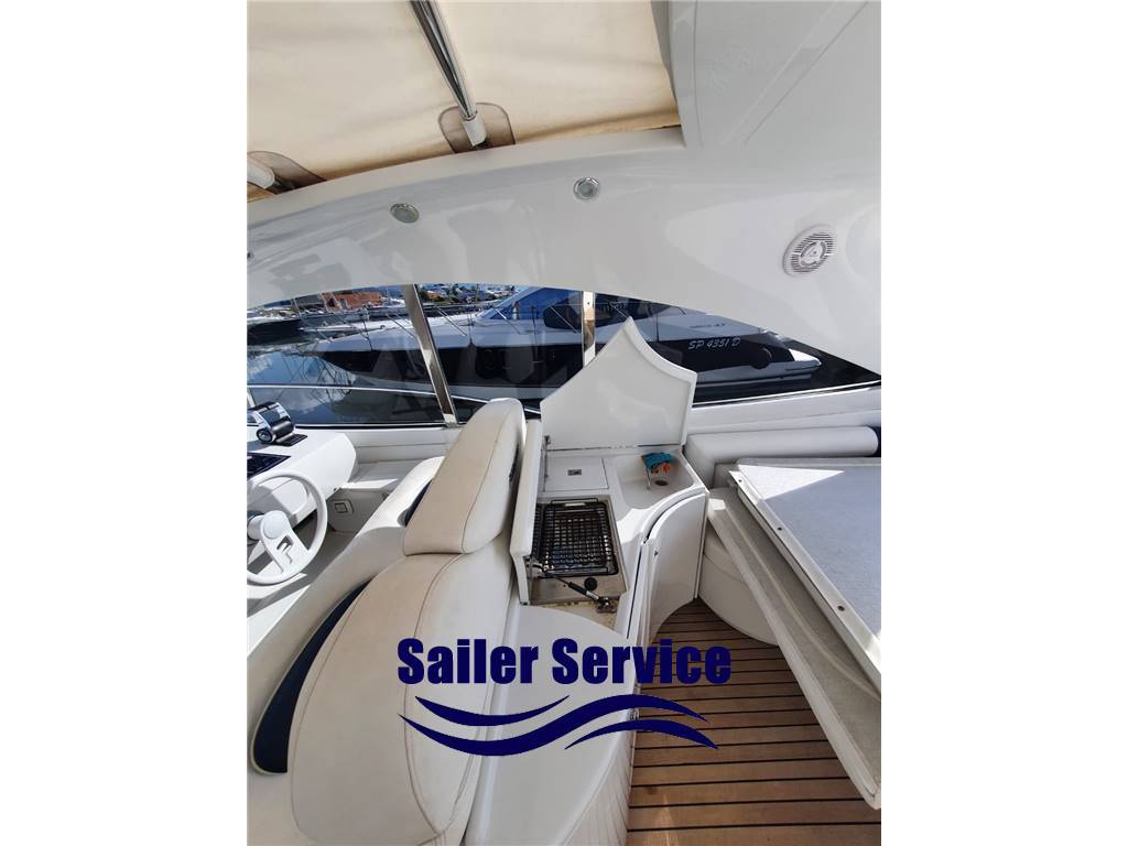 Pershing 54