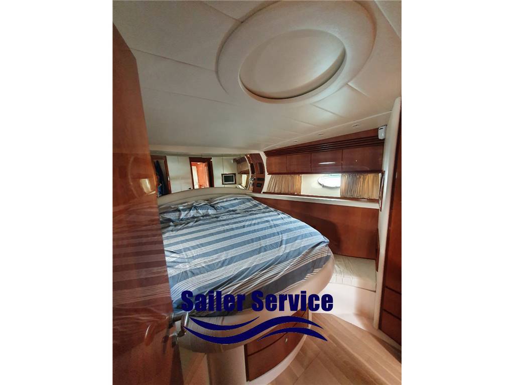 Pershing 54