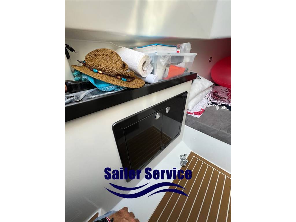 Altamarea Discovery 28