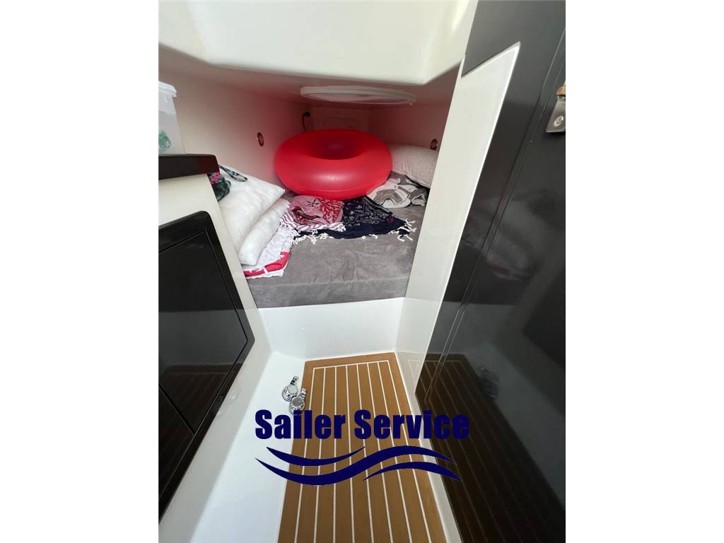 Altamarea Discovery 28