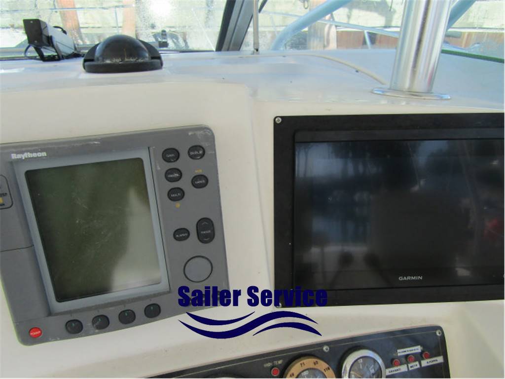 Boston whaler Defiance 34