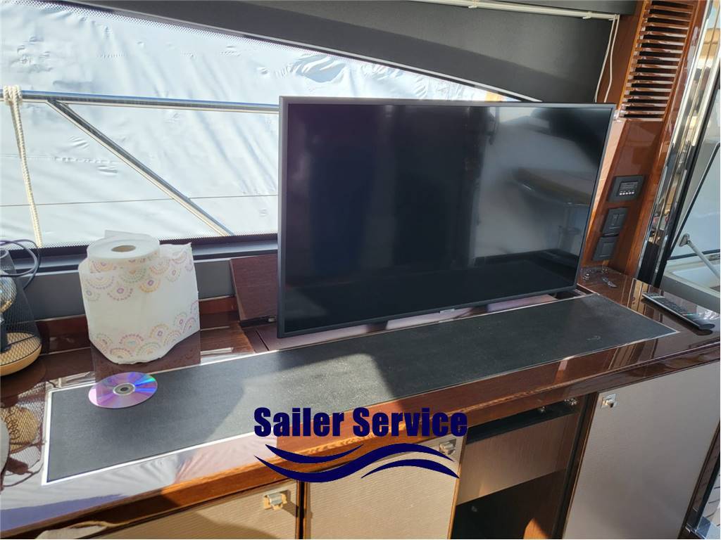 Princess yacht Princess v52