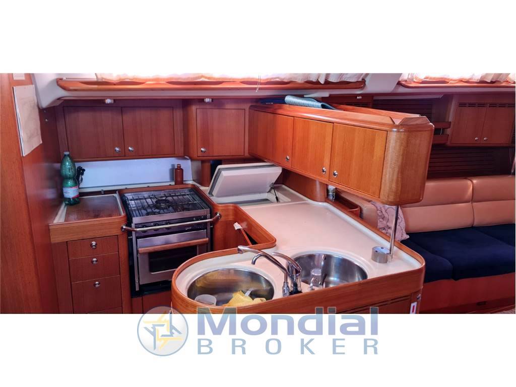 X-yacht 562