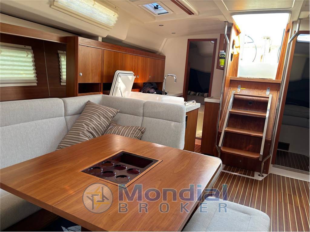 Hanse yacht a.g. Hanse 455