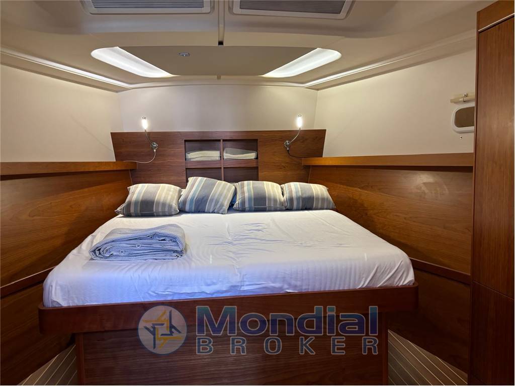 Hanse yacht a.g. Hanse 455