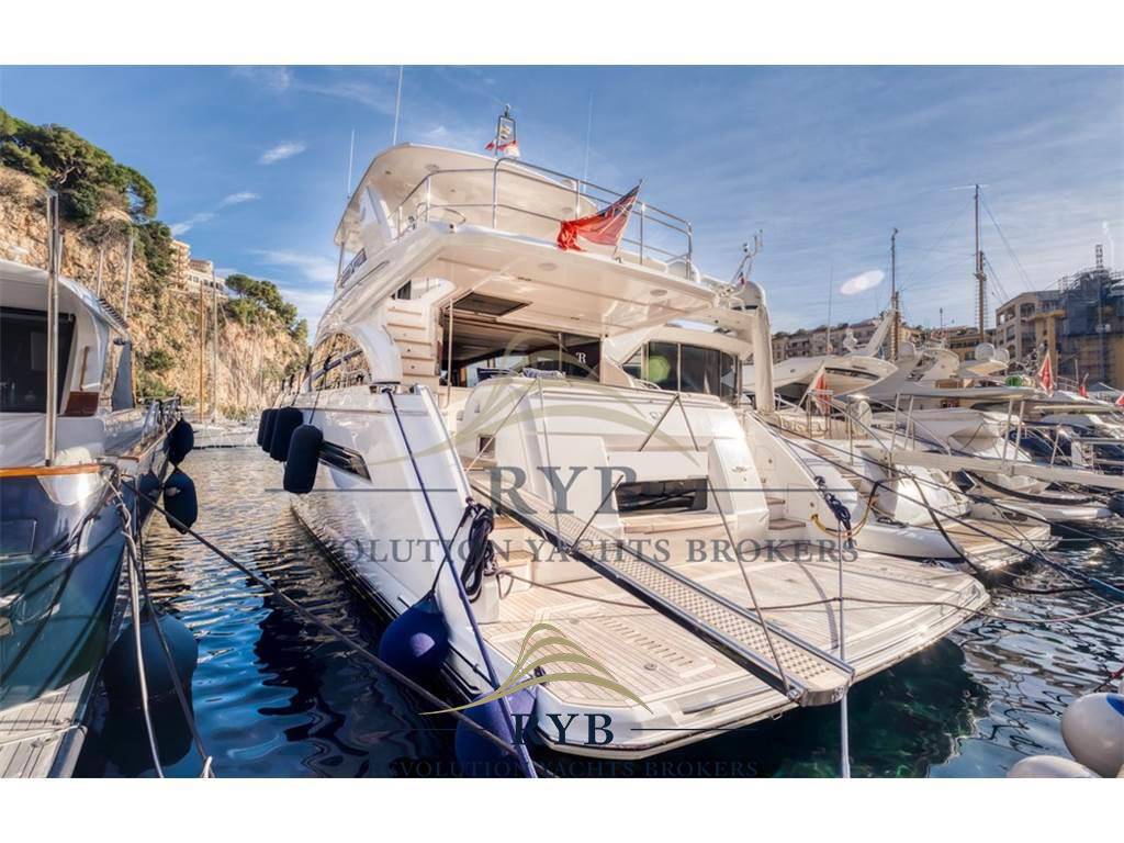 Princess yachts 68 fly