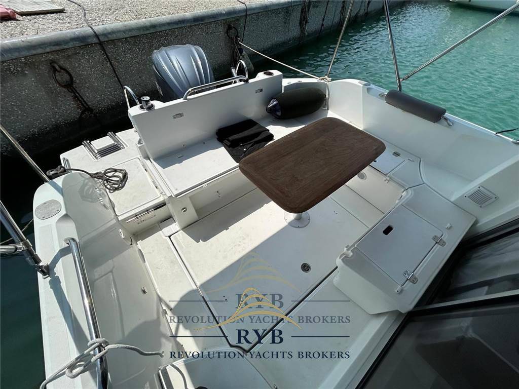 Beneteau Antares 8