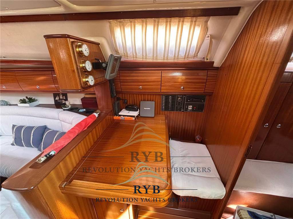 Bavaria 38 cruiser