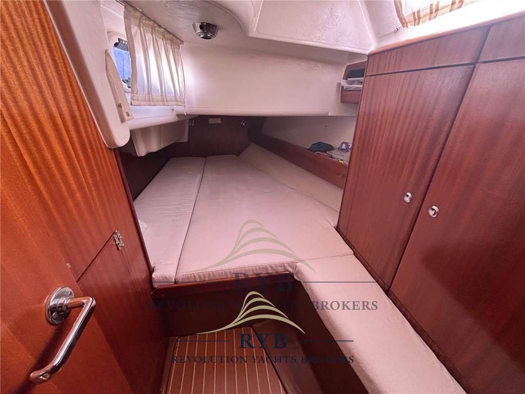 Bavaria 38 cruiser