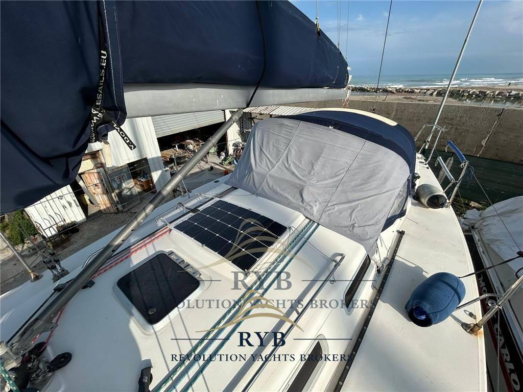 J boats J ̸ 109