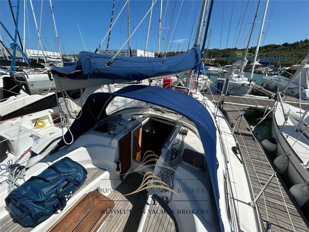 Bavaria 31 cruiser