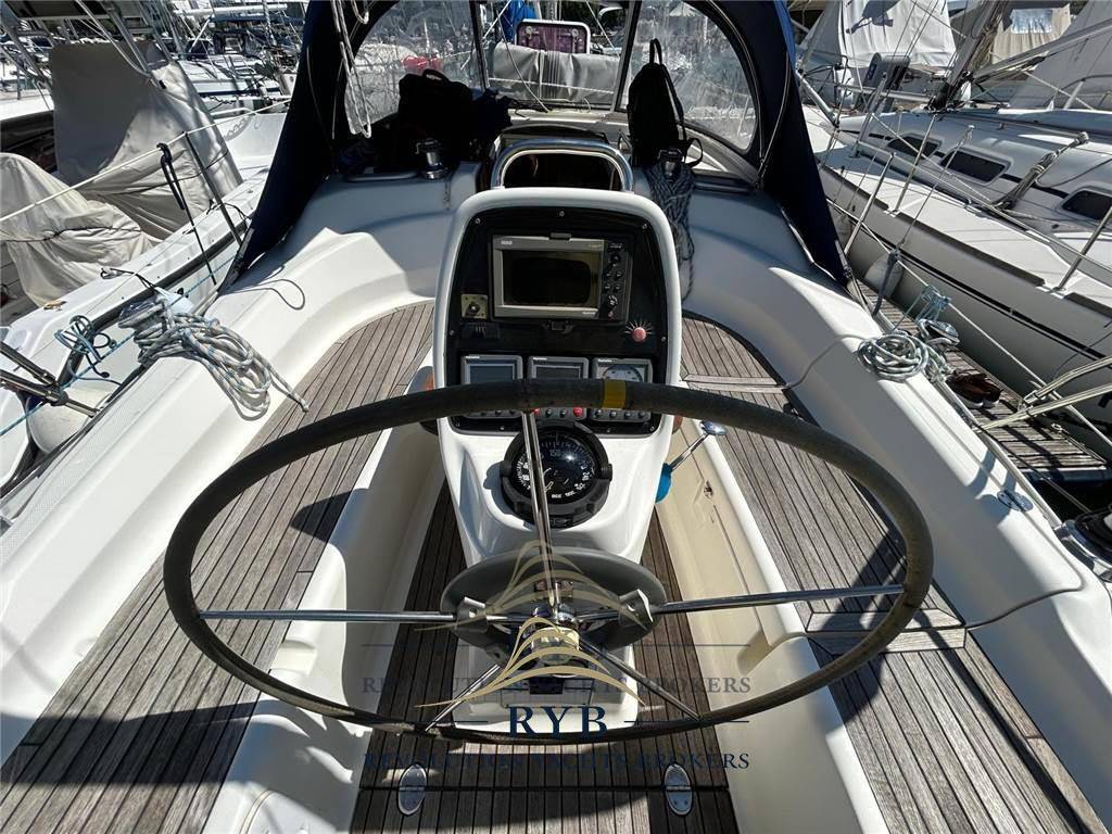 Bavaria 31 cruiser