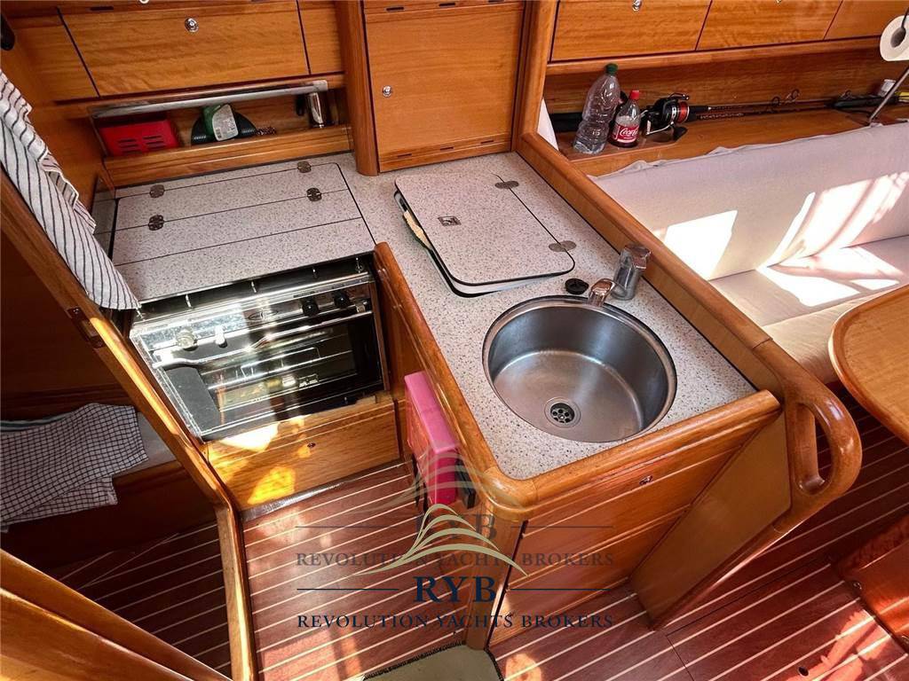 Bavaria 31 cruiser