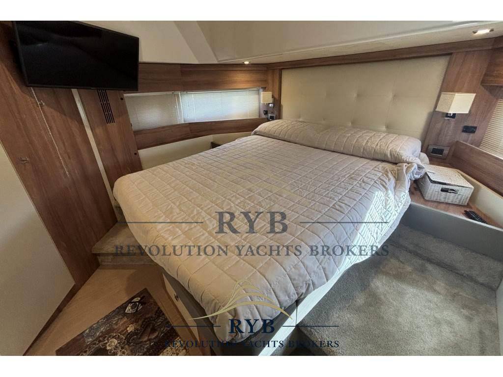 Cranchi T 43
