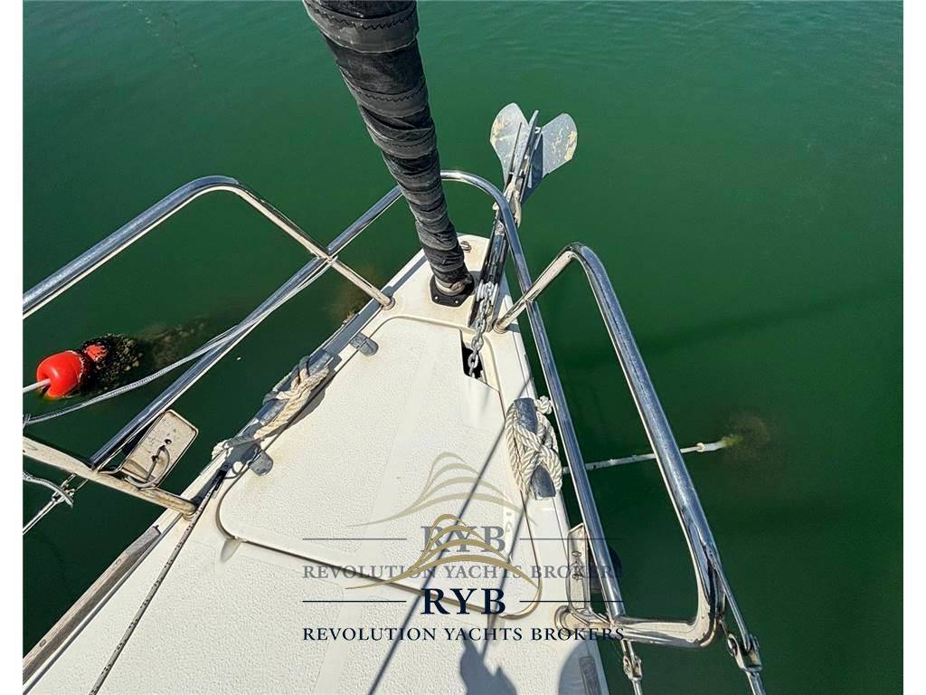 Italia yachts 10.98