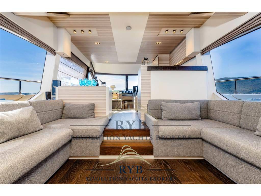 Ferretti yachts Ferretti 670