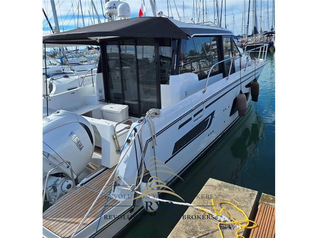 Jeanneau Merry fisher 1095