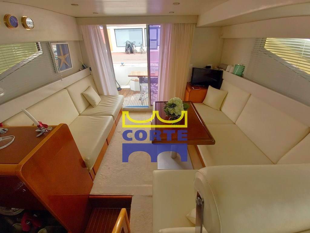 Azimut 37