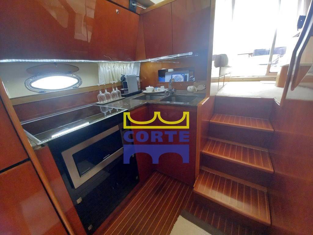 Azimut 37