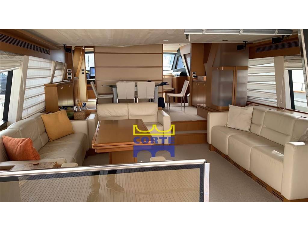 Ferretti yachts 780