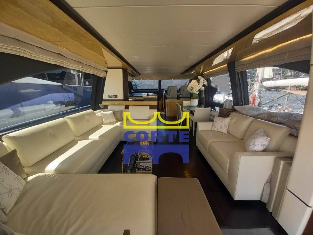 Azimut 72
