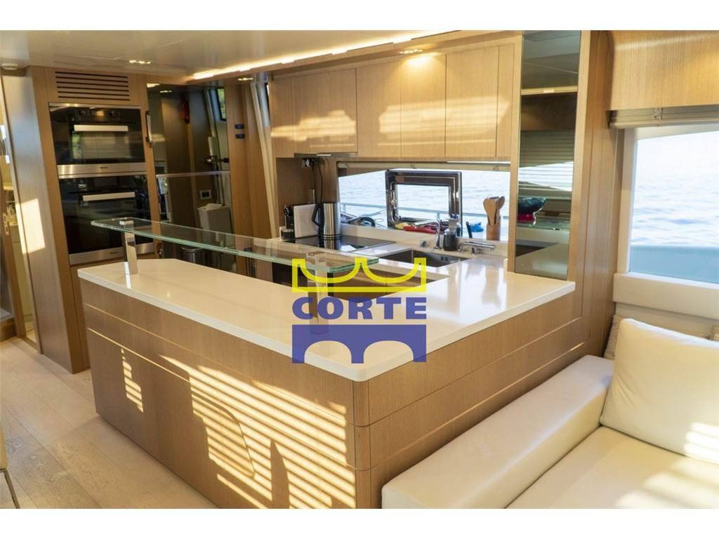 Dominator yachts Dominator 800