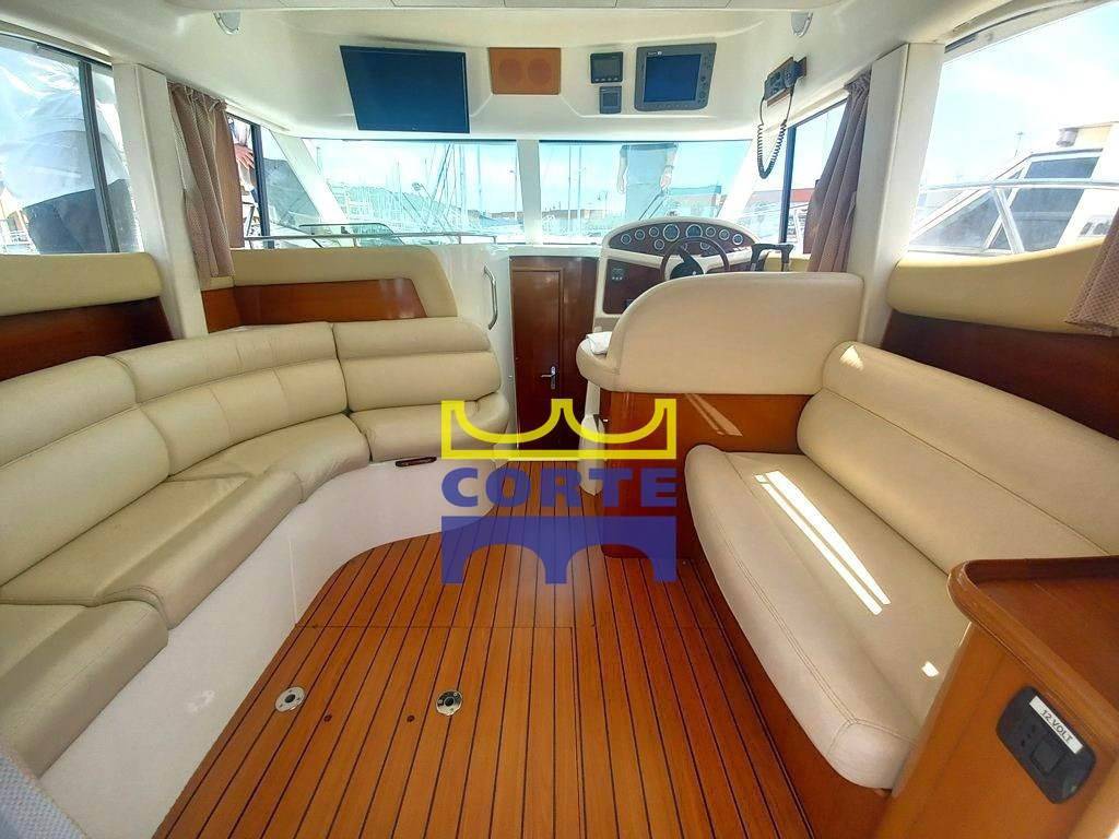 Jeanneau Prestige 32 fly