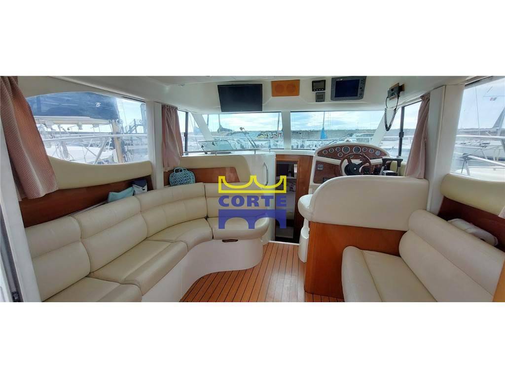 Jeanneau Prestige 32 fly