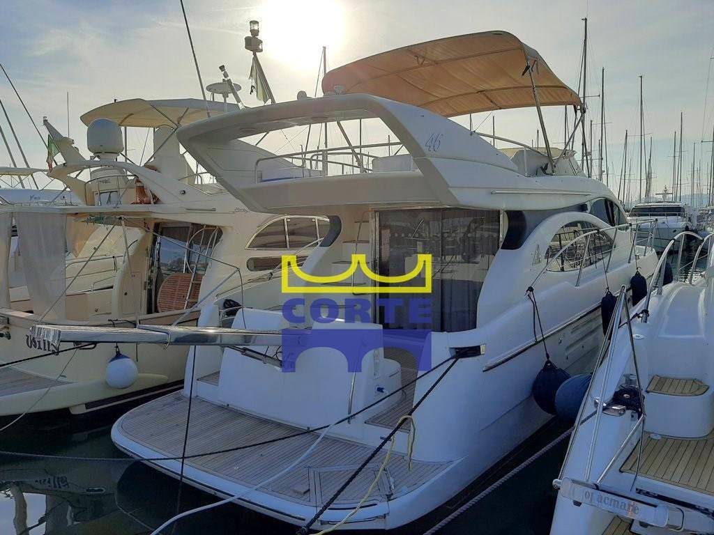 Azimut Az 46
