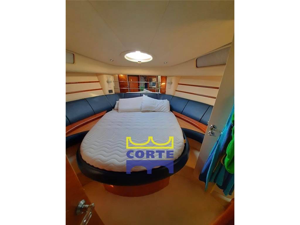 Azimut Az 46