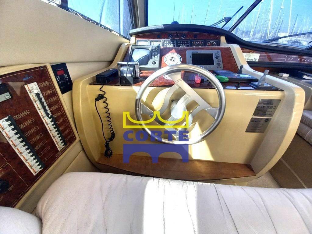 Ferretti yachts 53
