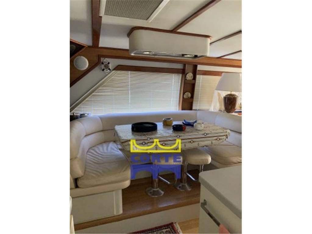 Hatteras 65 convertible